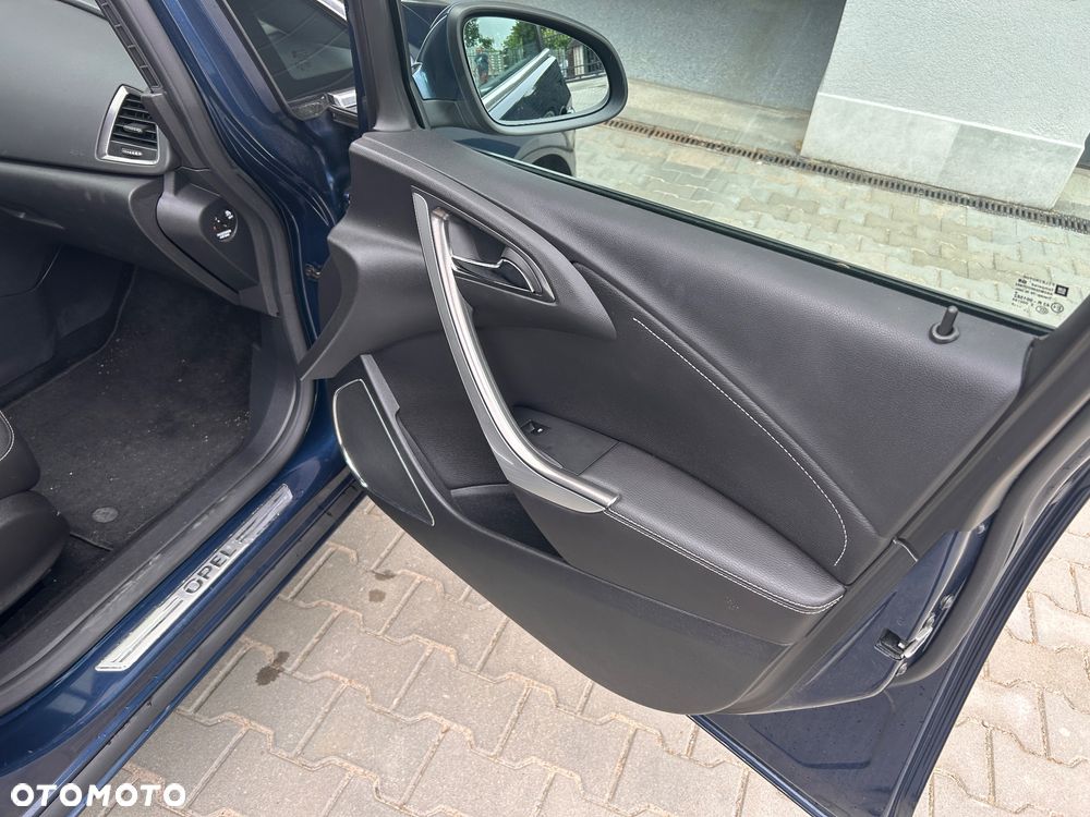 Opel Astra 1.4 Turbo - 9