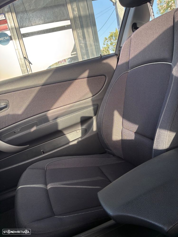 BMW 118 d - 8