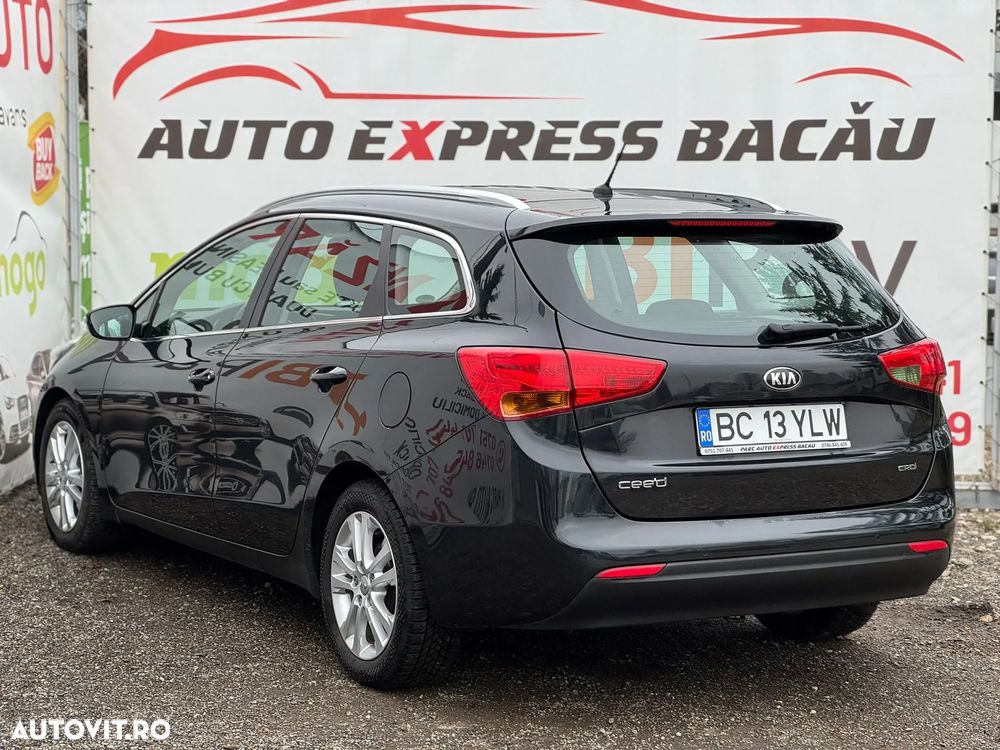 Kia Ceed - 4