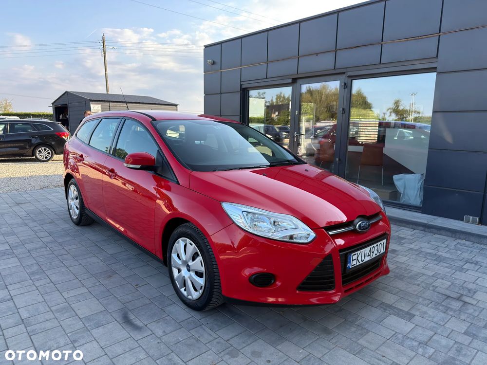 Ford Focus 1.6 Titanium - 2