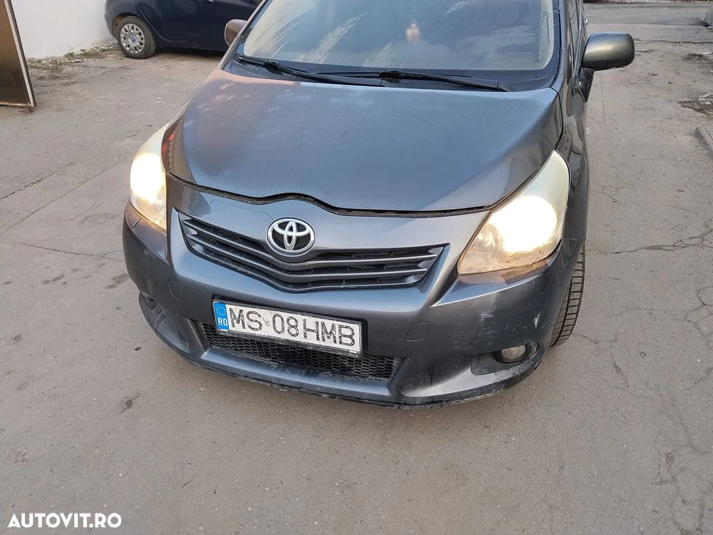 Toyota Verso 2.0 D-4D DPF Luna - 13