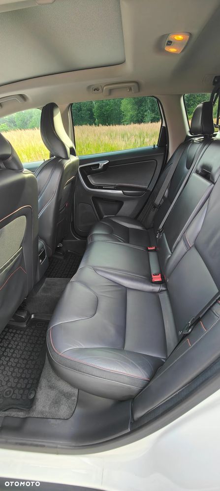 Volvo XC 60 D3 Ocean Race - 11