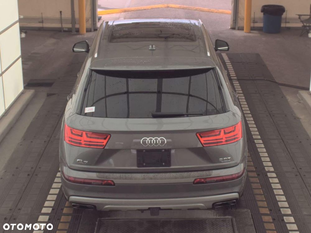 Audi Q7 3.0 TFSI Quattro Tiptronic - 6