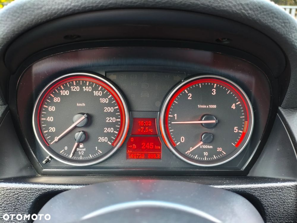 BMW X1 sDrive18d xLine - 16