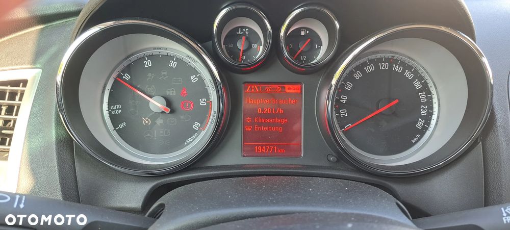 Opel Astra IV 2.0 CDTI Cosmo - 10