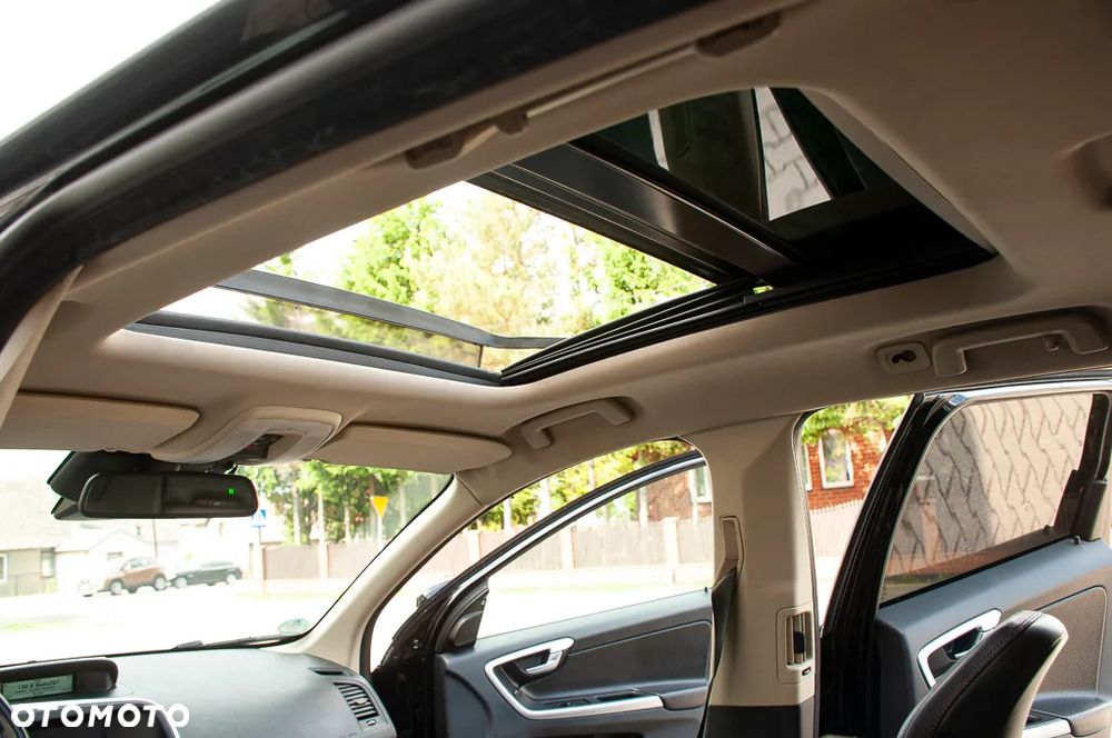 Volvo XC 60 D5 AWD - 39