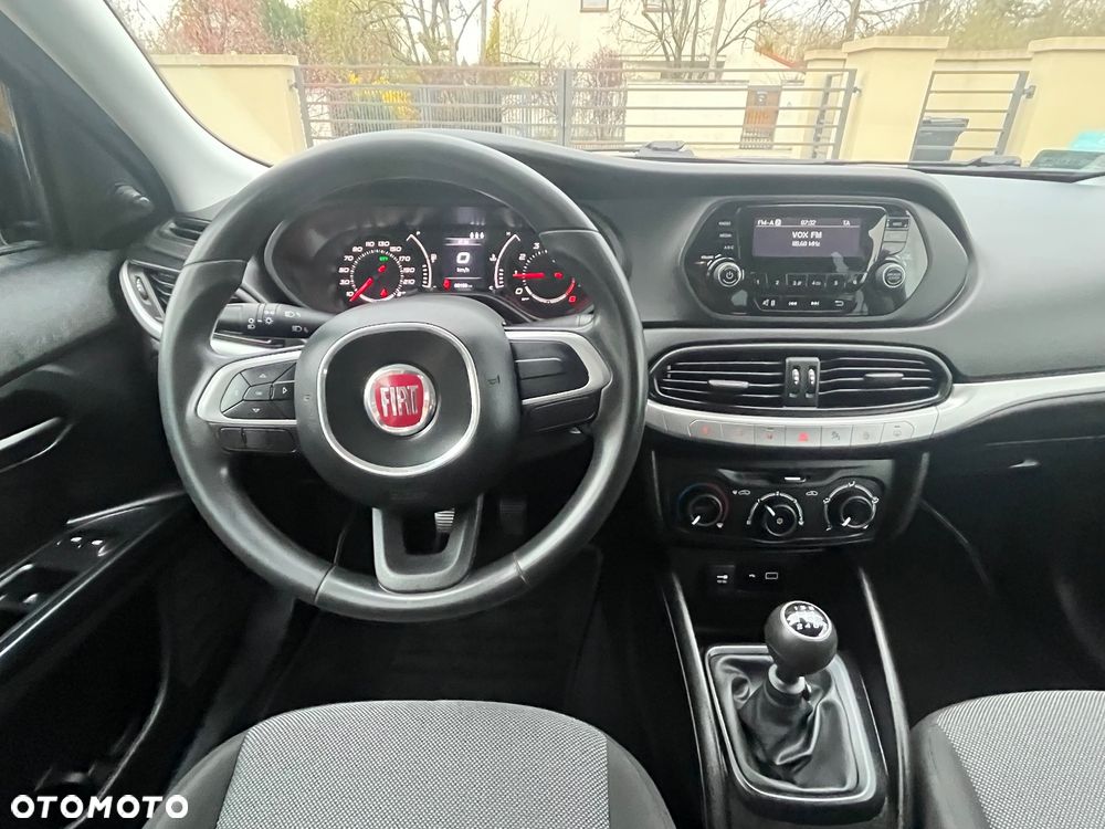 Fiat Tipo 1.4 16V Easy EU6d - 29