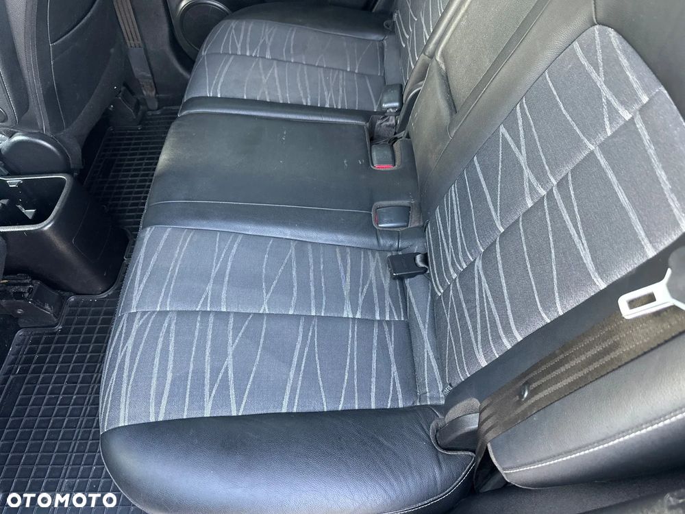 Kia Venga 1.6 Business Line - 24