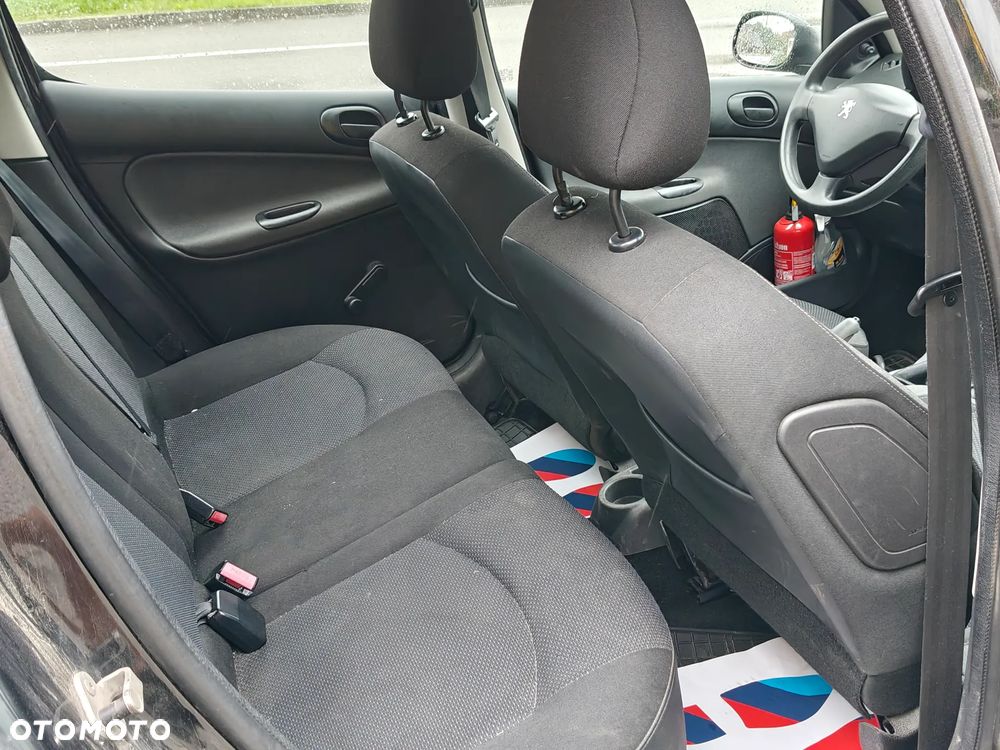 Peugeot 206 plus 1.1 Presence - 17