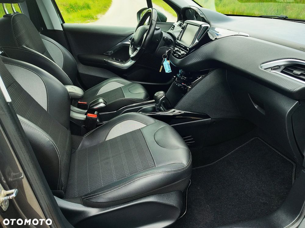Peugeot 2008 - 32