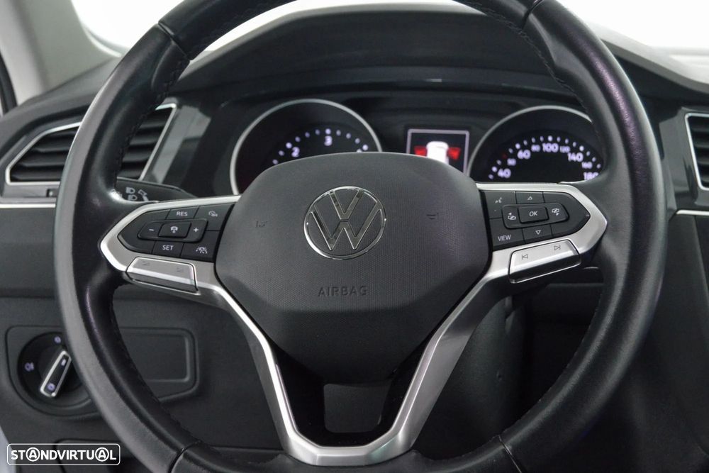 VW Tiguan 2.0 TDI Life DSG - 33