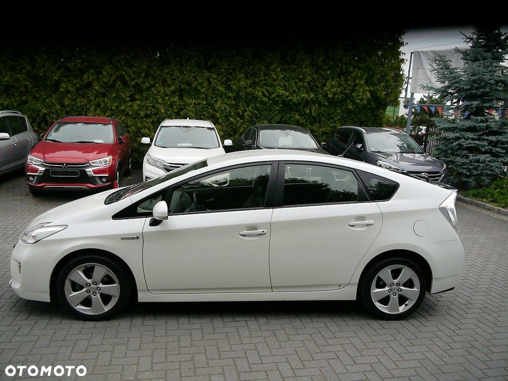 Toyota Prius - 10
