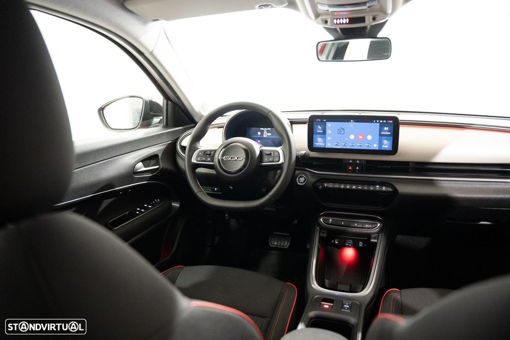 Fiat 600e 54 kWh (RED) - 7