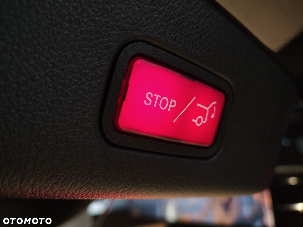 Mercedes-Benz GLC - 11