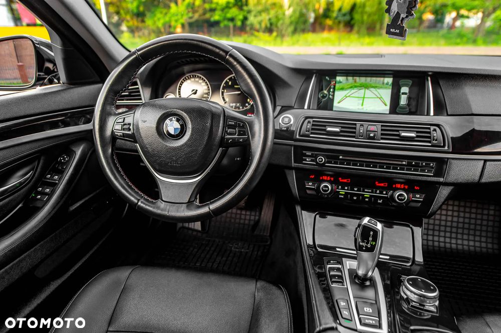 BMW Seria 5 530d Sport-Aut Luxury Line - 8