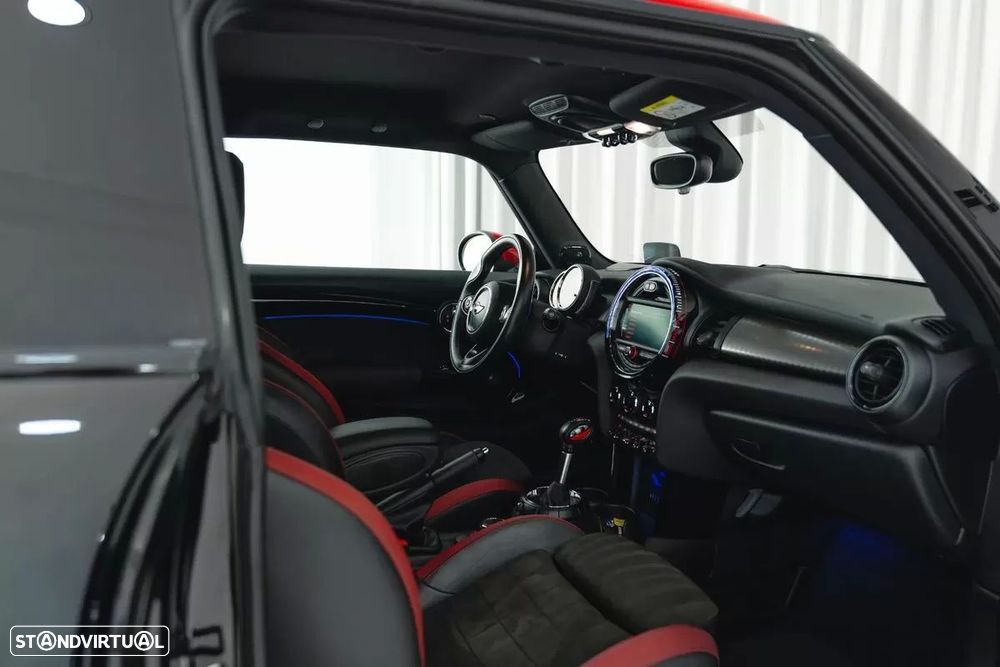 MINI 3 Portas John Cooper Works Auto Desportiva - 45