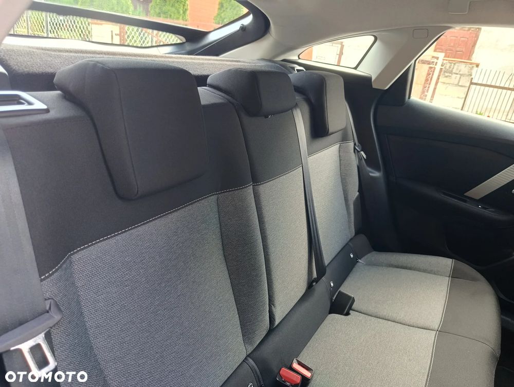 Citroën C4 PureTech 130 Stop&Start SHINE - 14