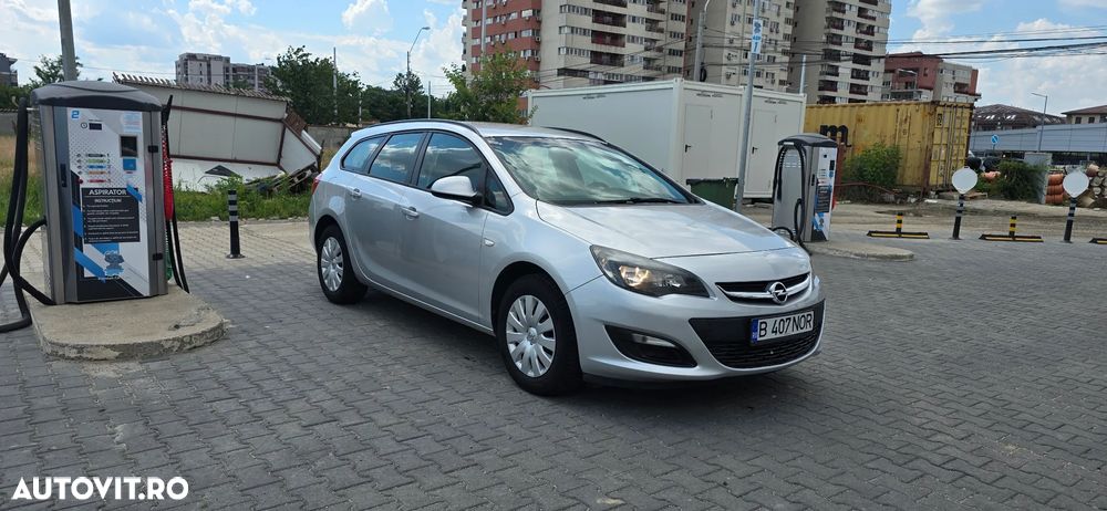 Opel Astra 1.6 CDTI DPF ecoFLEX Start/Stop Exklusiv - 2
