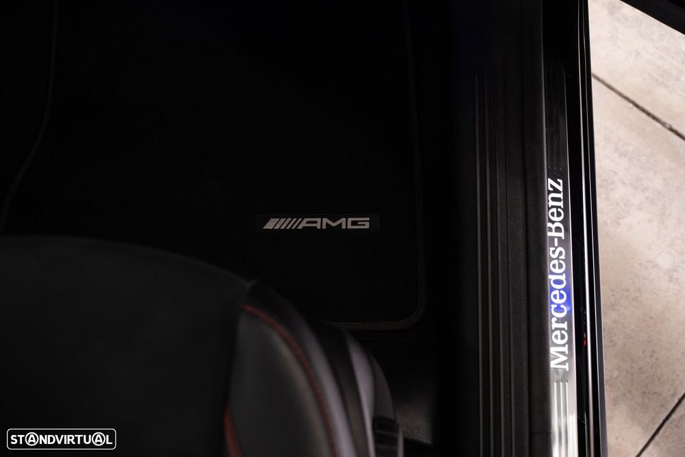 Mercedes-Benz GLA 250 e 8G-DCT - 46