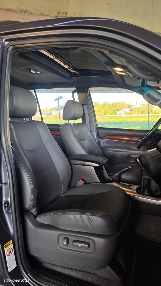 Toyota Land Cruiser 3.0 D-4D - 7