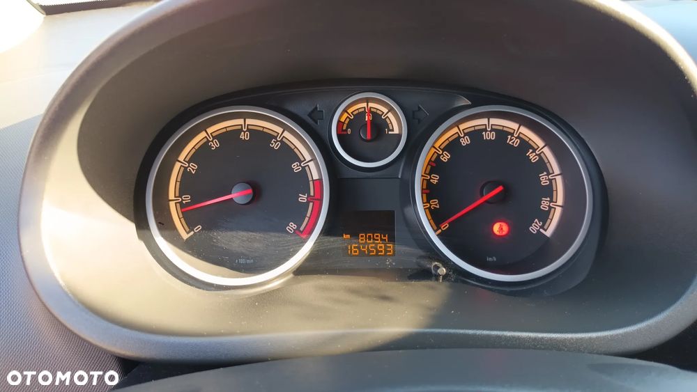 Opel Corsa 1.4 16V Enjoy - 13