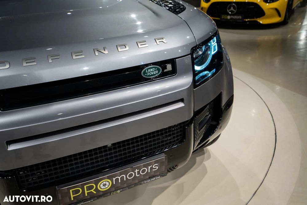 Land Rover Defender - 9