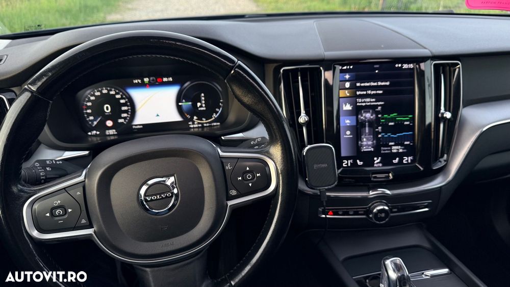Volvo XC 60 T8 Twin Engine AWD Geartronic Momentum - 14