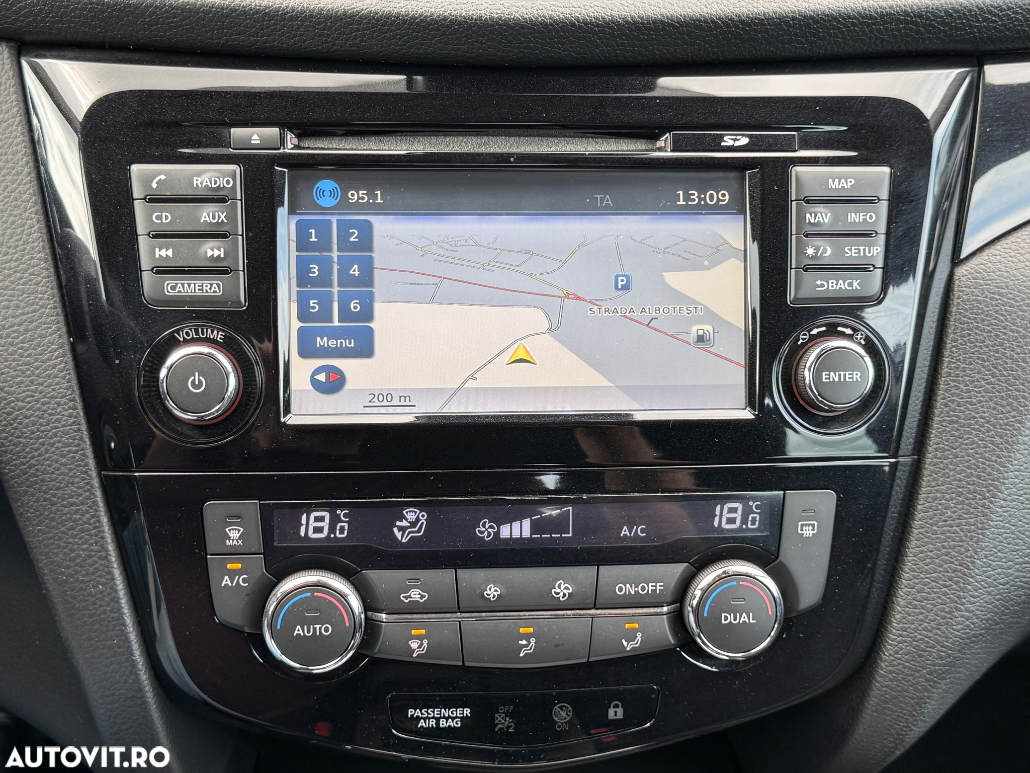 Nissan Qashqai 1.2 DIG-T Start/Stop X-TRONIC N-Connecta - 22