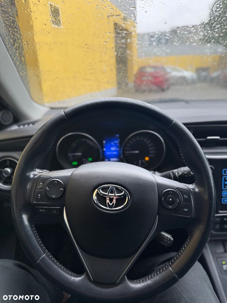 Toyota Auris Hybrid 135 Comfort - 21