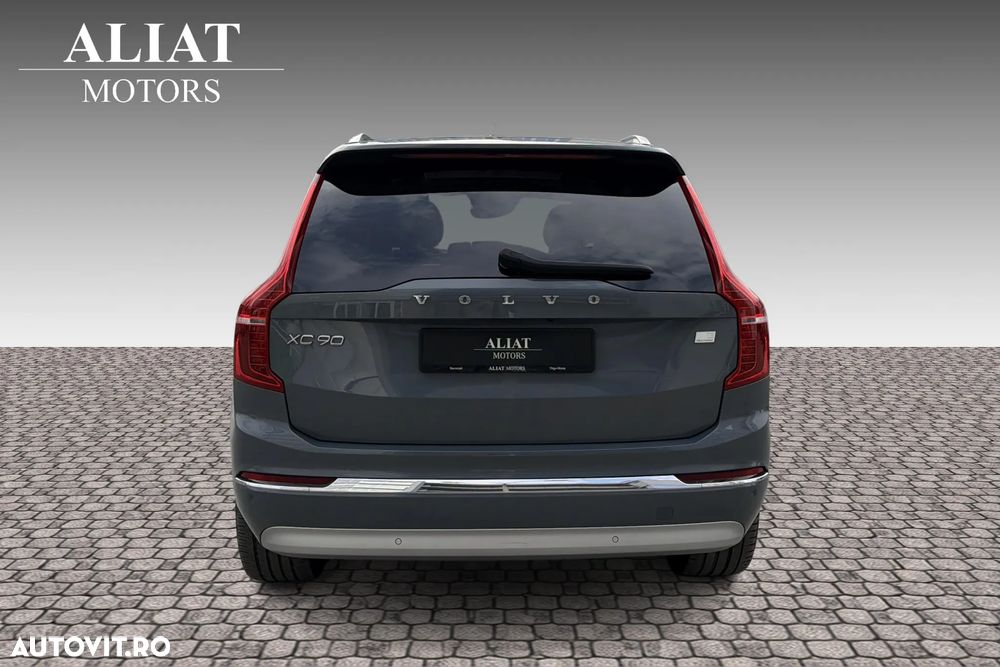 Volvo XC 90 Recharge T8 eAWD R-Design - 5