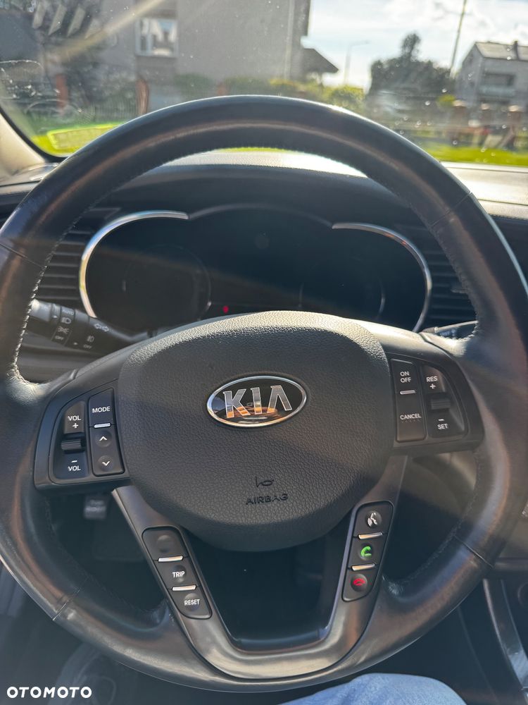 Kia K5 - 31