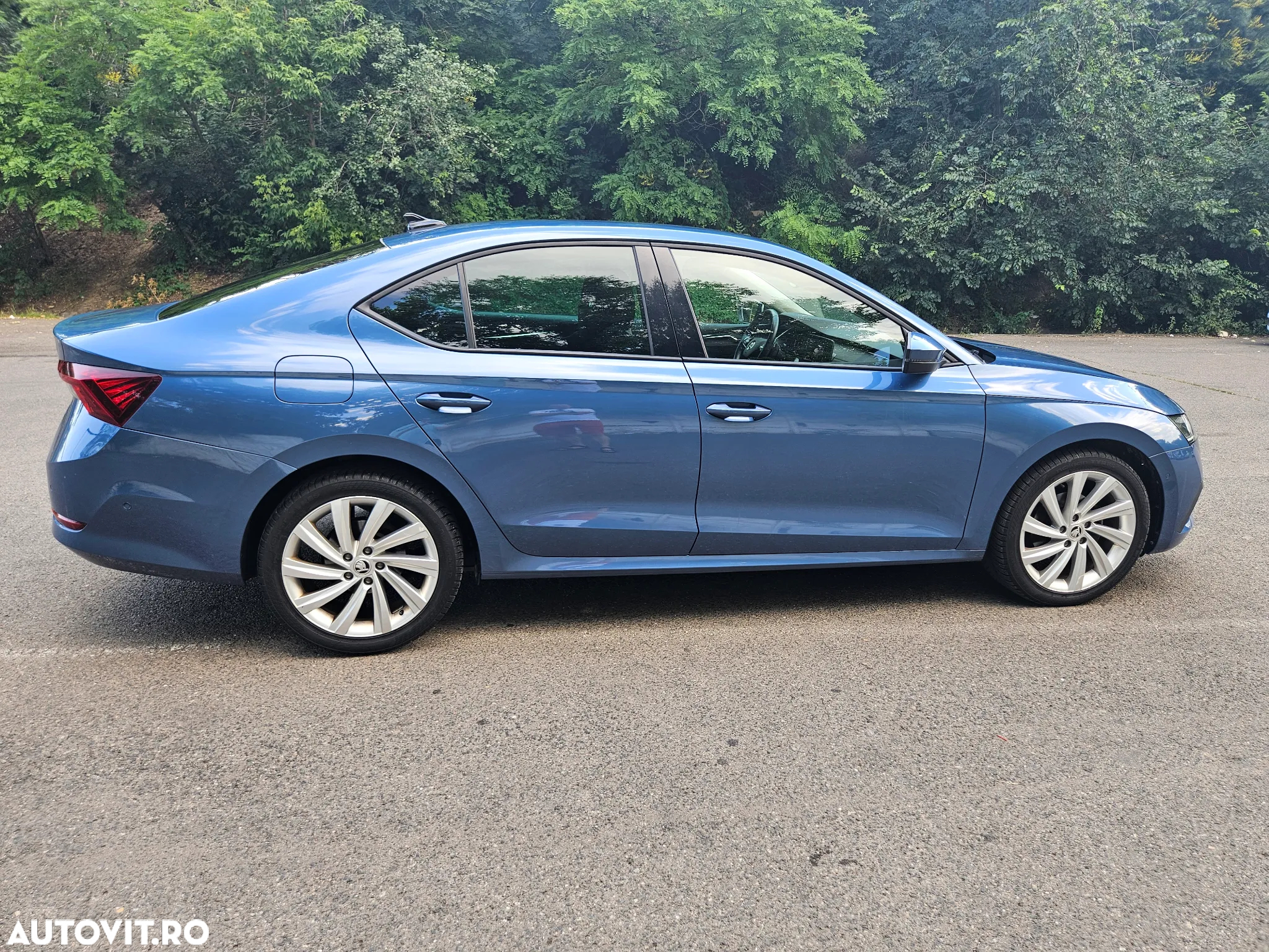 Skoda Octavia 2.0 TDI DSG Style - 4