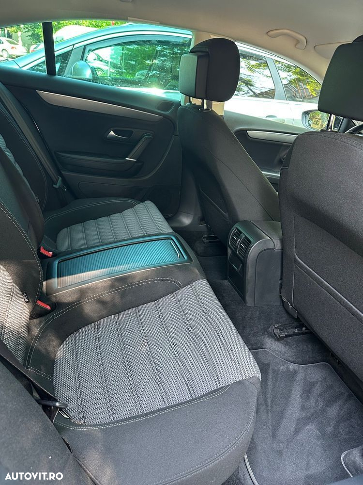 Volkswagen Passat CC 1.8 TSI - 17