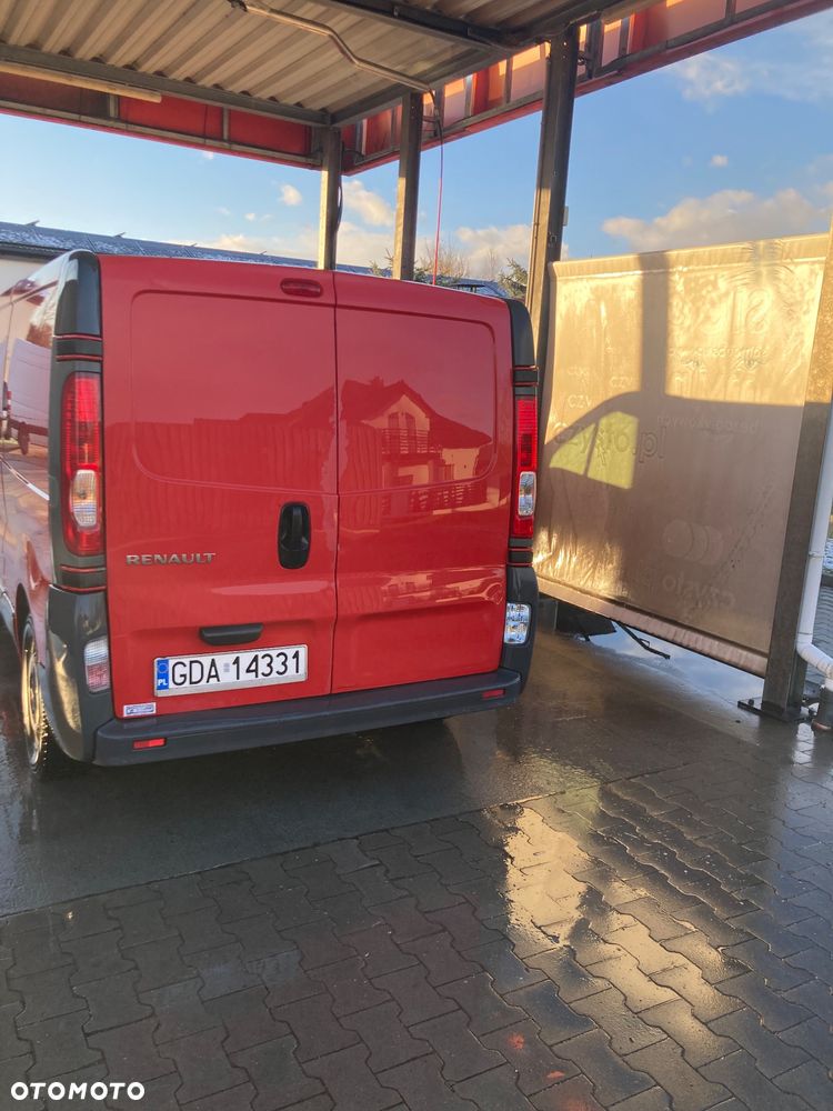 Renault Trafic - 16