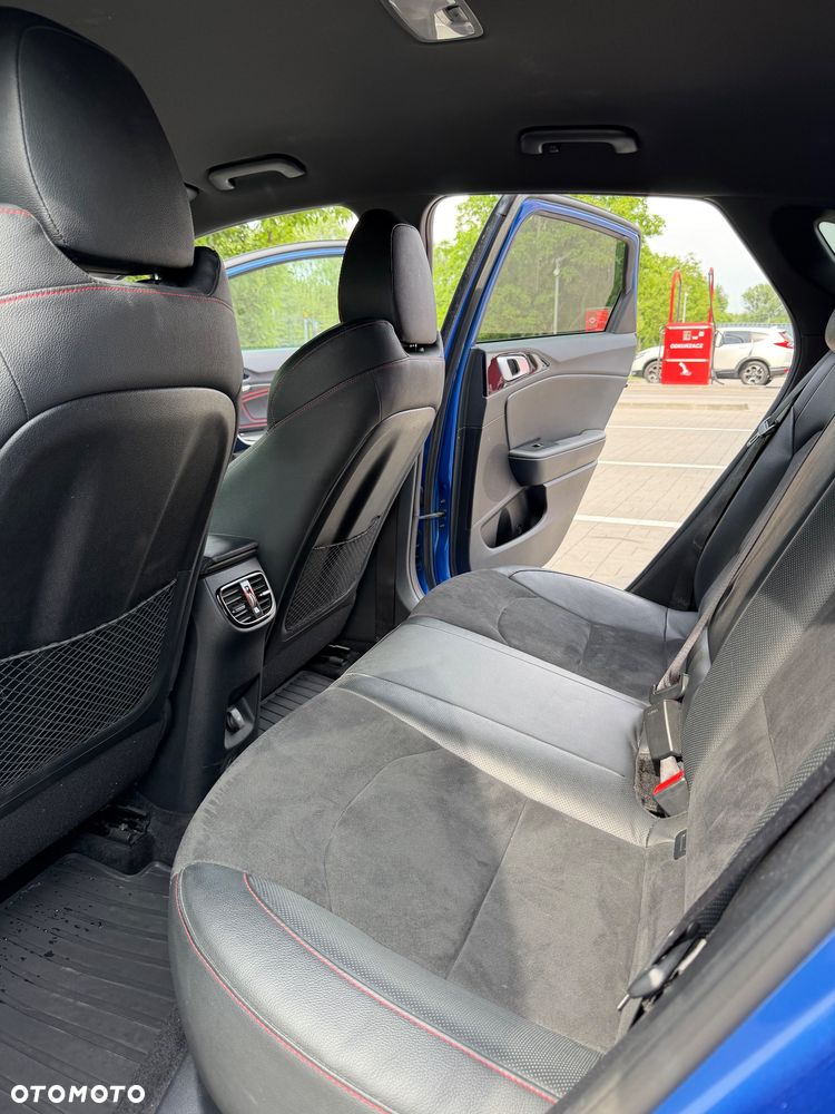 Kia ProCeed 1.6 T-GDI GT DCT - 6
