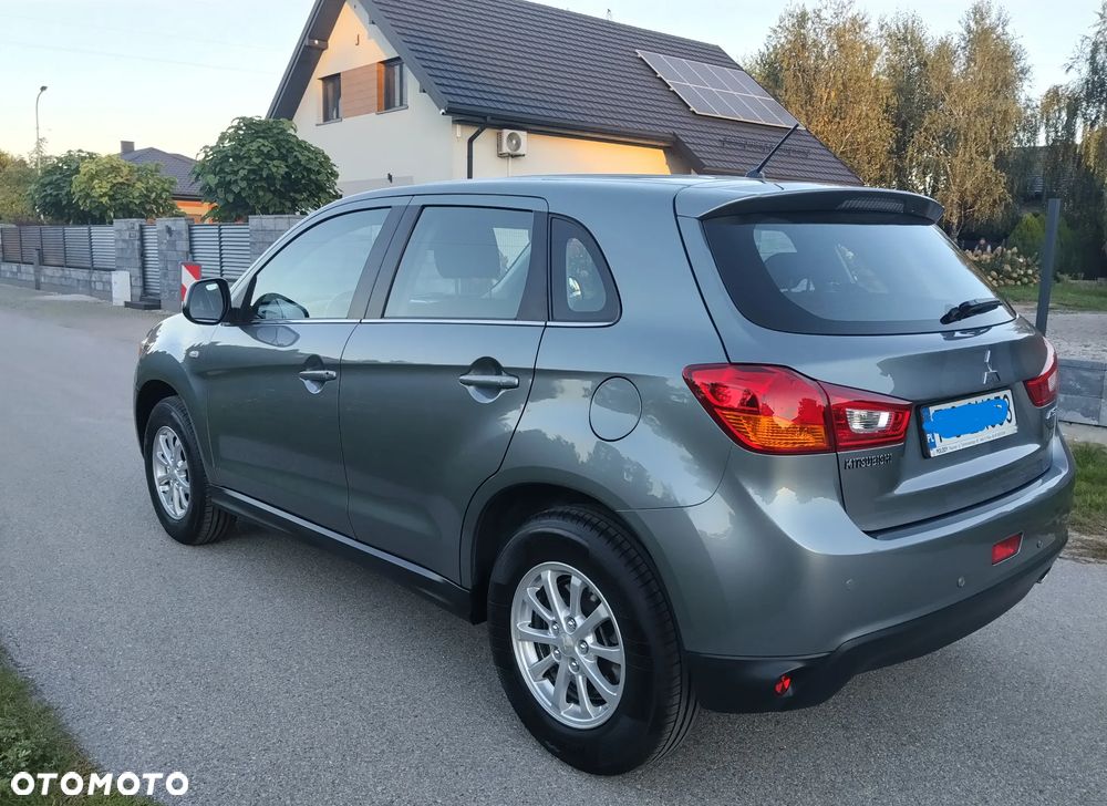 Mitsubishi ASX - 4