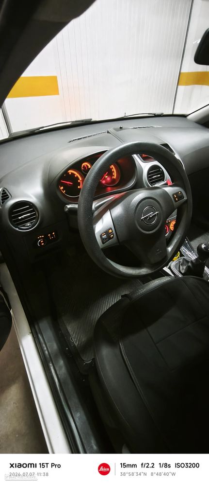 Opel Corsa 1.3 CDTI Enjoy EcoFLEX - 11