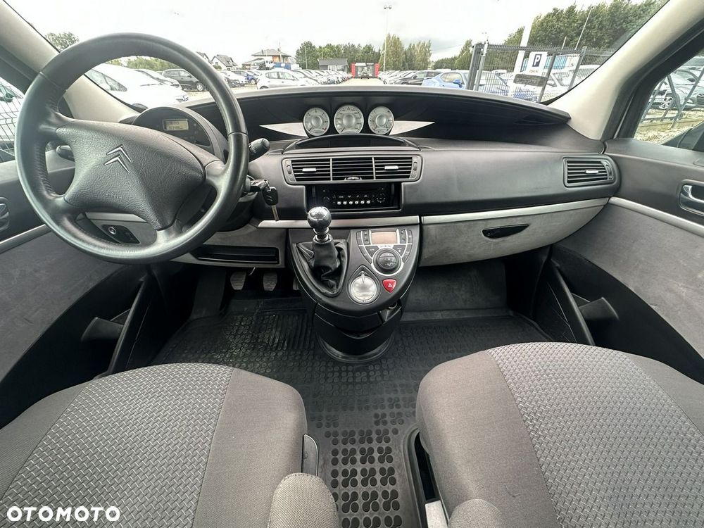 Citroën C8 - 10