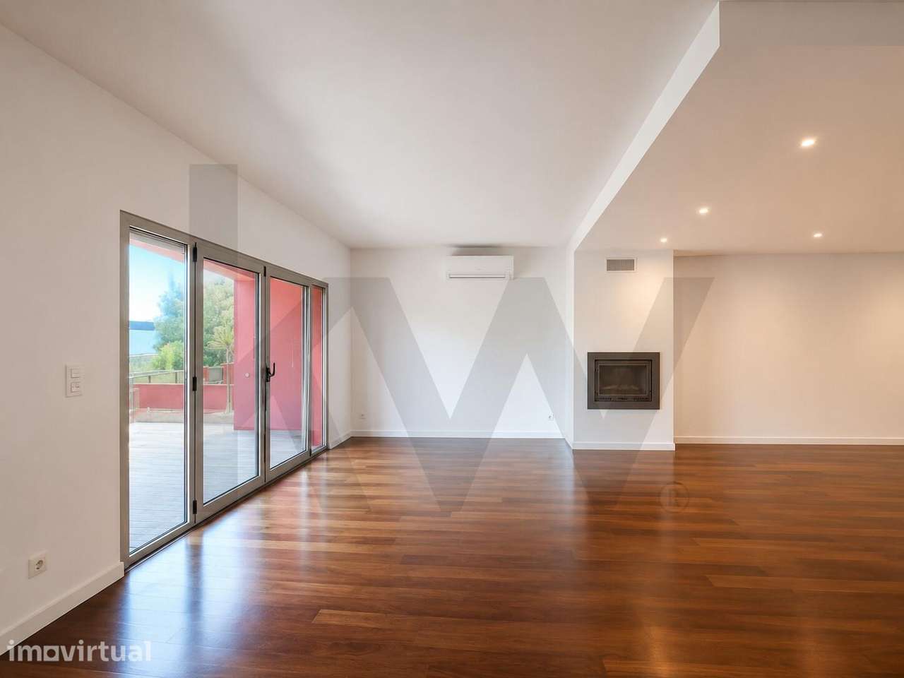 Moradia T3+2 com Piscina para venda - um Oásis de Luxo e Modernidade e - Grande imagem: 5/32