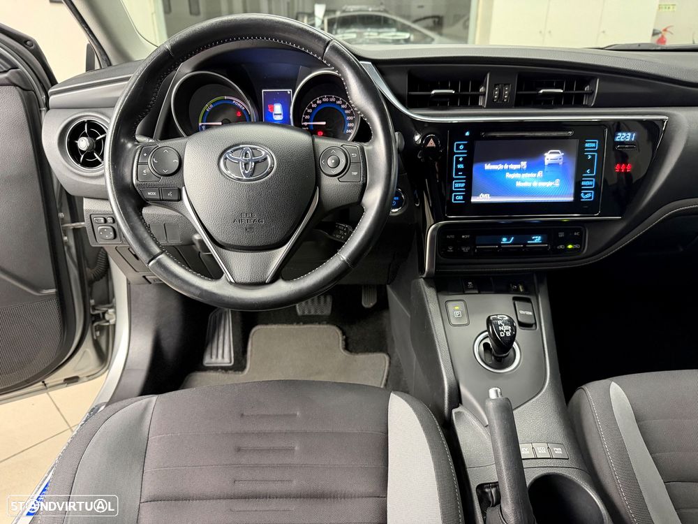 Toyota Auris Touring Sports 1.8 HSD Comfort +P.Sport+Navi - 15