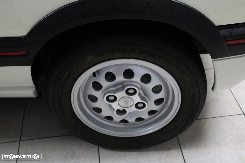 Peugeot 205 Cabrio 1.6 CTI - 40