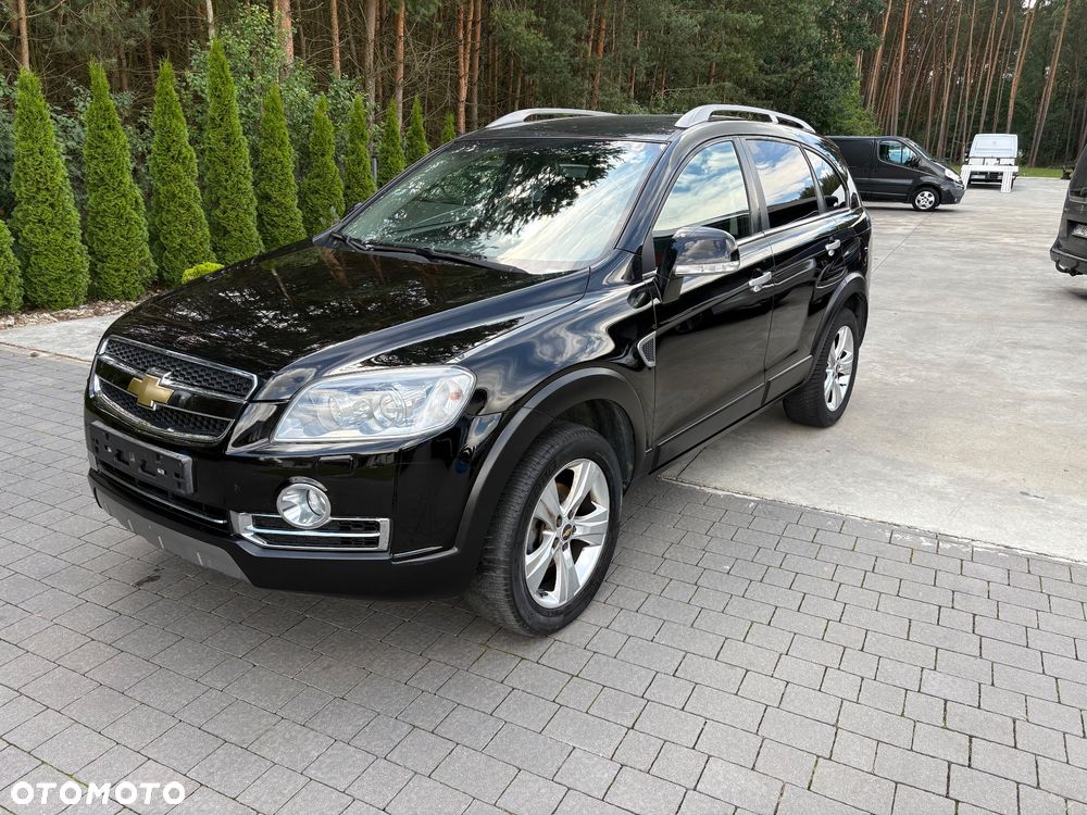 Chevrolet Captiva 2.0 4WD 7 Sitzer LT Exclusive - 1