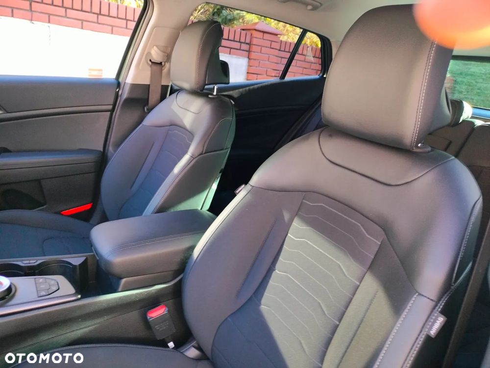 Kia Sportage 1.6 T-GDI MHEV Business Line 2WD DCT - 19
