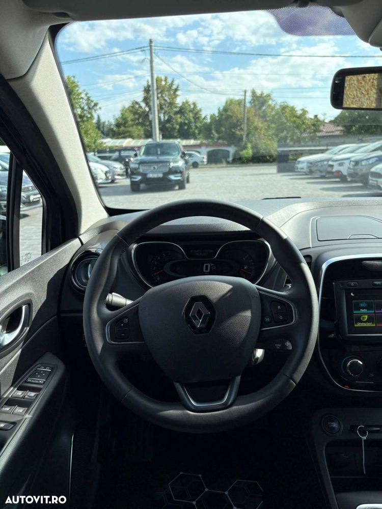 Renault Captur - 22
