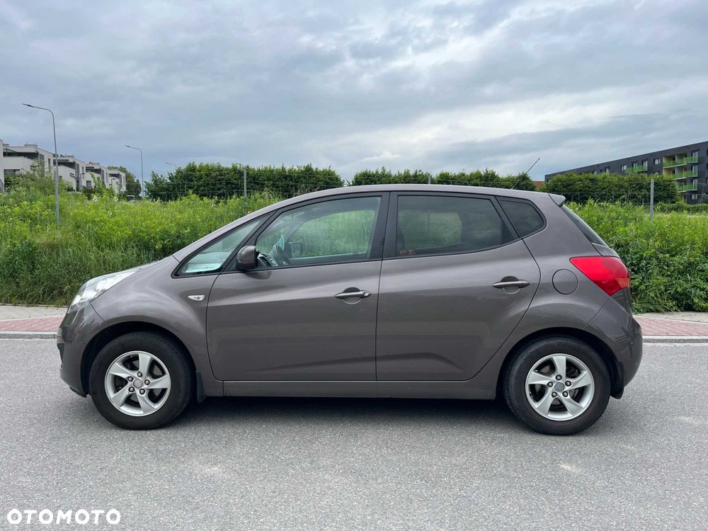 Kia Venga - 4