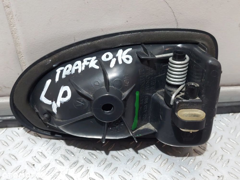KLAMKA DRZWI WEWNĘTRZNA LEWY PRZÓD RENAULT TRAFIC III 3 R2016 NR 7700423887 - 3