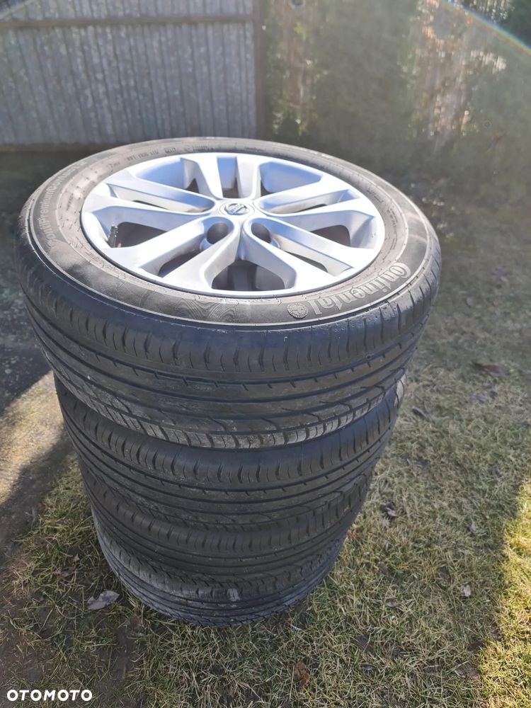 Nissan Qashqai 1.6 dCi Xtronic TEKNA+ - 39