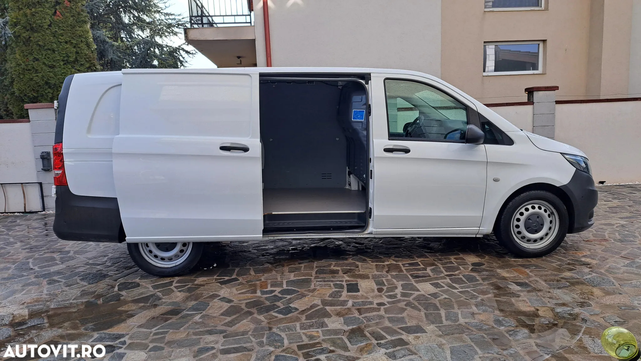 Mercedes-Benz Vito - 10
