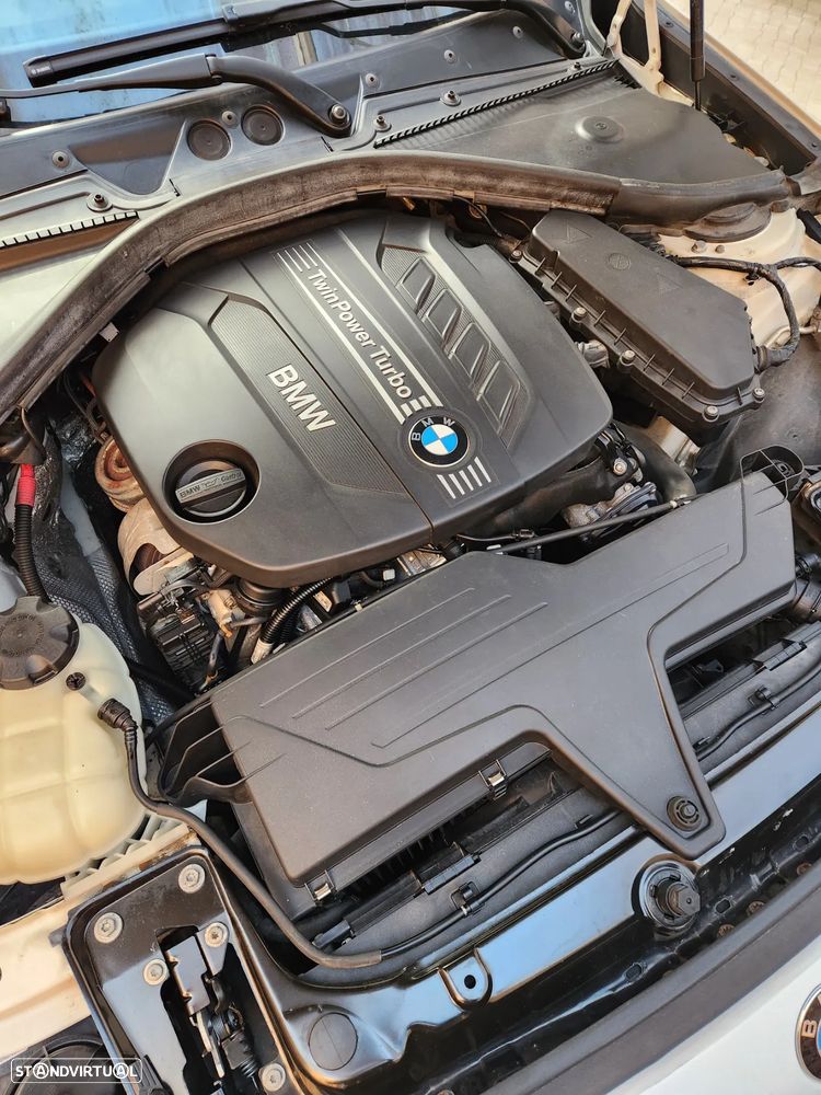 BMW 125 d Pack M - 38