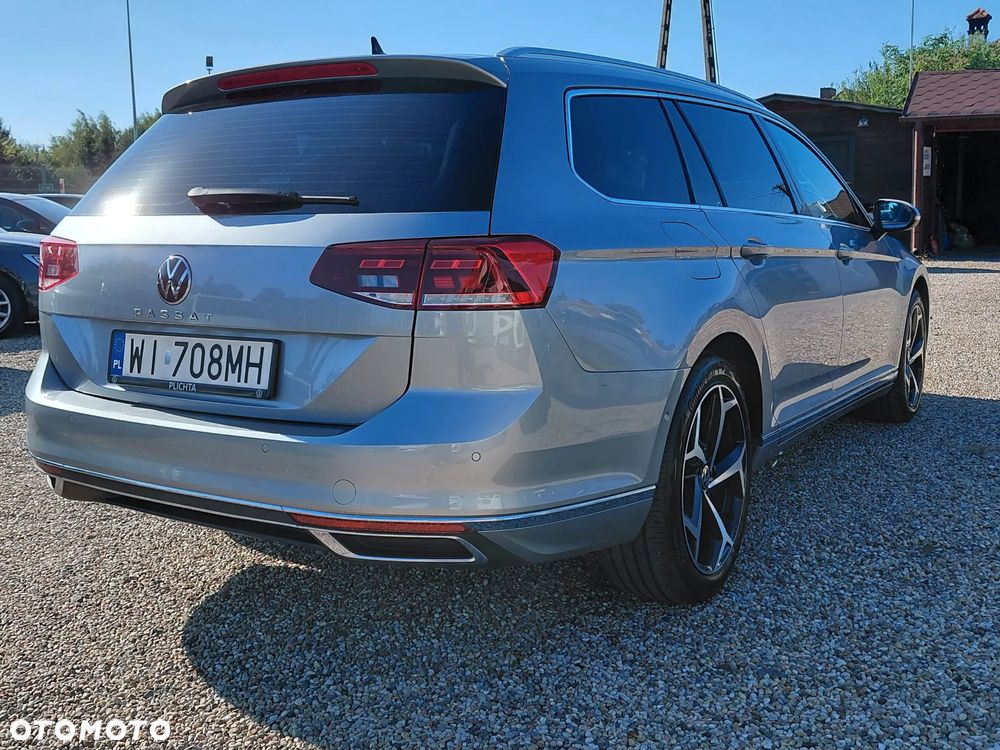Volkswagen Passat 1.5 TSI EVO Elegance DSG - 4